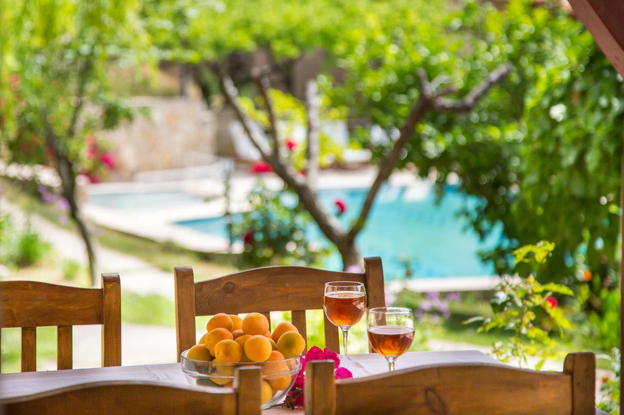 Kleo Cottages Kalkan Esterno foto