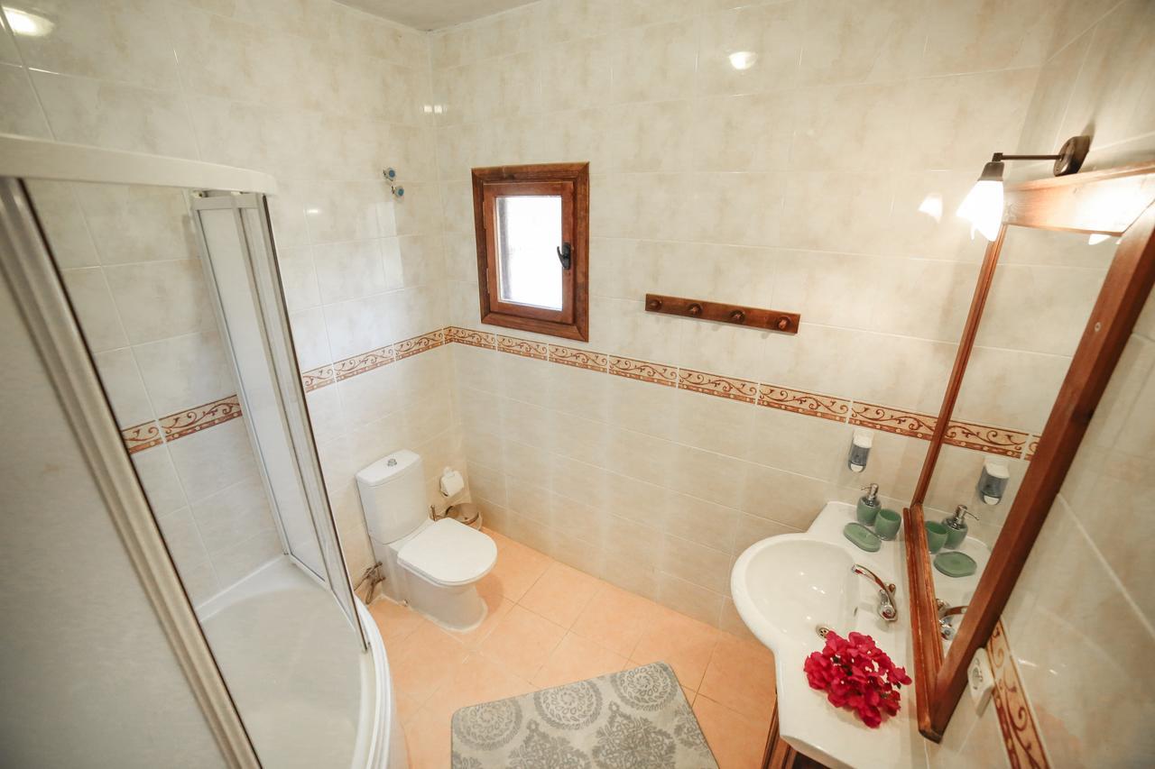 Kleo Cottages Kalkan Esterno foto